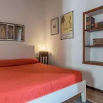 Colosseo Modern Apartment